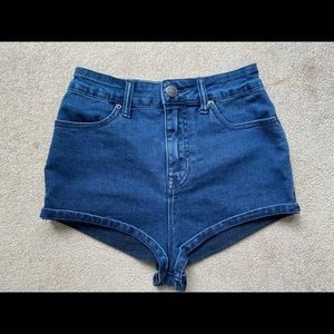 BDG High Waist Short Short